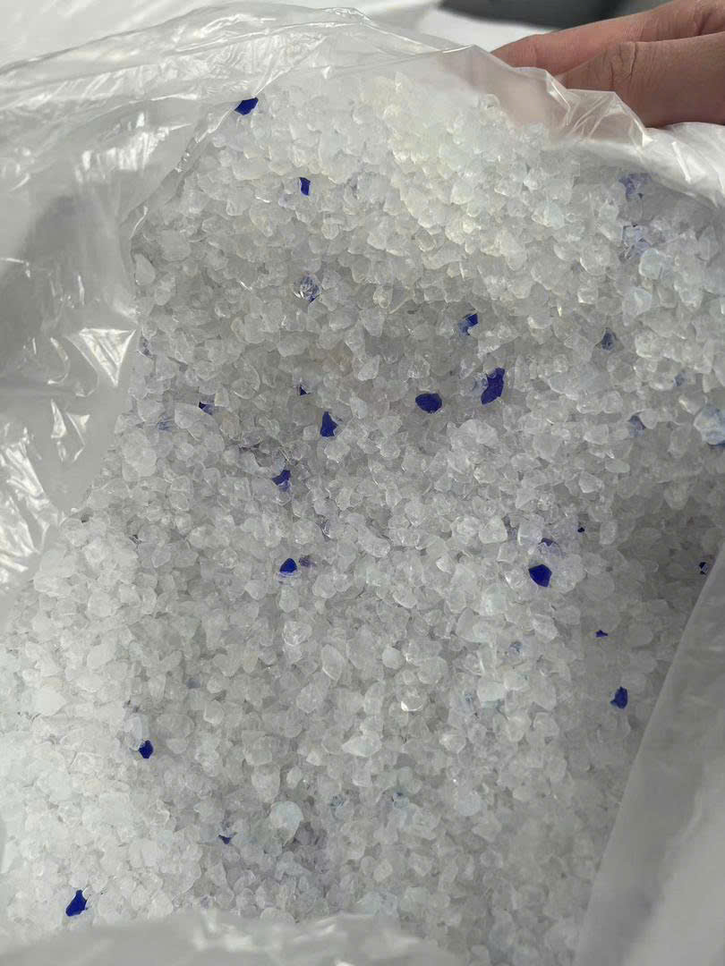 Cát thủy tinh thú cưng